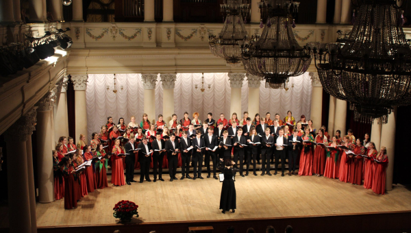 «Besame Mucho» від хору «Anima»
