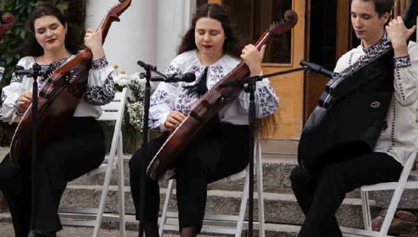 Бандуристи КНУКіМ на ВДНГ