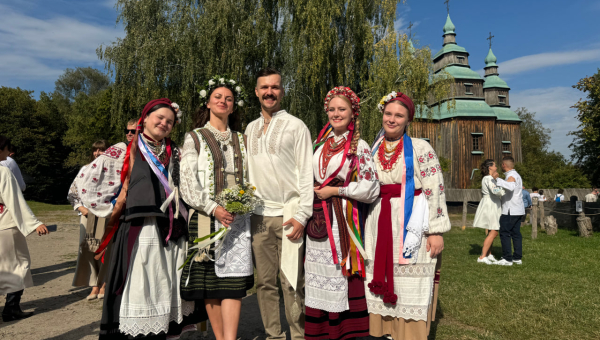 «Осінь весільна» в Пирогово