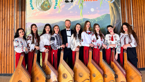 Капела «Чураї» на Bandura Unites the World