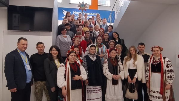 Фольклористи на міжнародній конференції