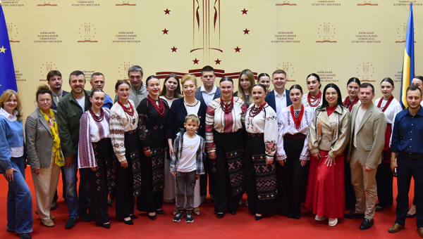 Концерт до Дня матері