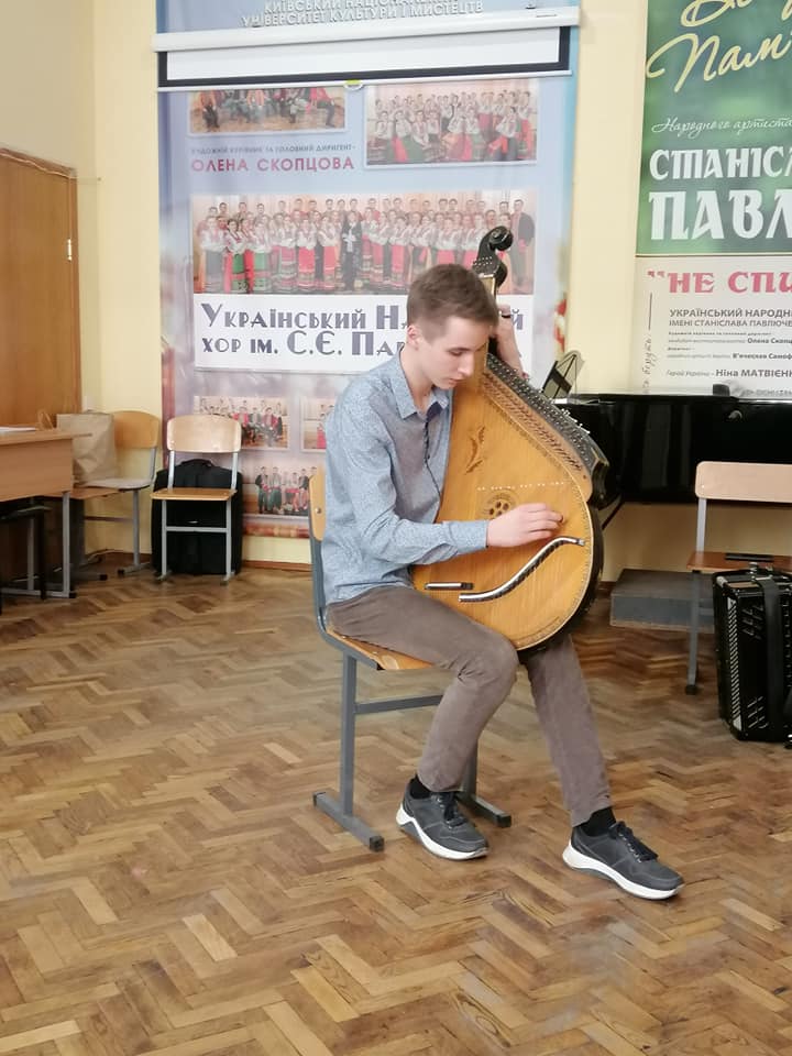 прослуховування у КНУКіМ